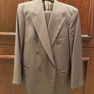 Mani (Giorgio Armani) 100% virgin wool suit